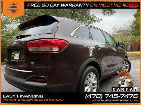 Used 2016 Kia Sorento LX image 8