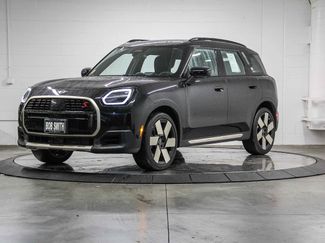 Used 2025 MINI Cooper Countryman S video 3