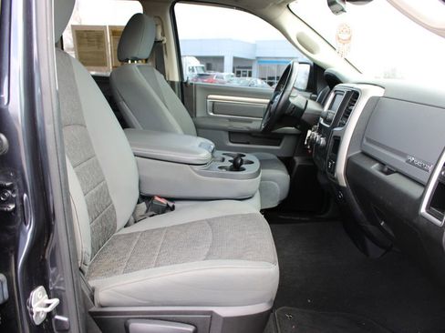 Used 2016 RAM 1500 Big Horn image 25