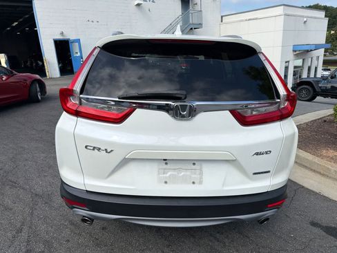 Used 2018 Honda CR-V Touring image 9
