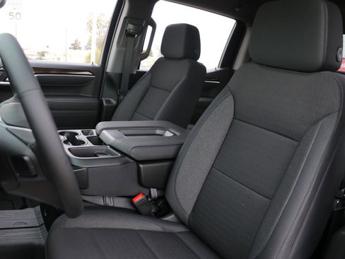 New 2026 GMC Sierra 1500 Elevation w/ LPO, Elevation Black Package image 14