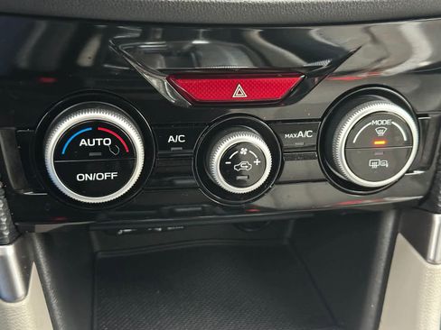 Used 2021 Subaru Forester Premium image 22