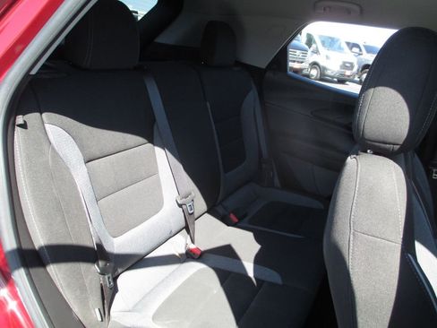 Used 2023 Chevrolet TrailBlazer LT w/ Convenience Package FWD image 20