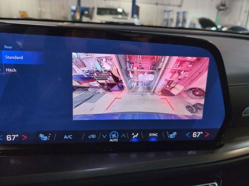 New 2026 Chevrolet Traverse LT image 15