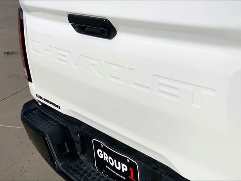 Used 2025 Chevrolet Colorado W/T w/ WT Custom Package image 9