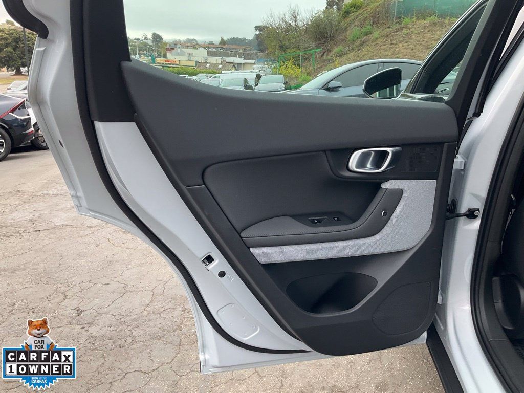 Used 2024 Polestar Polestar 2 w/ Pilot Pack RWD image 35
