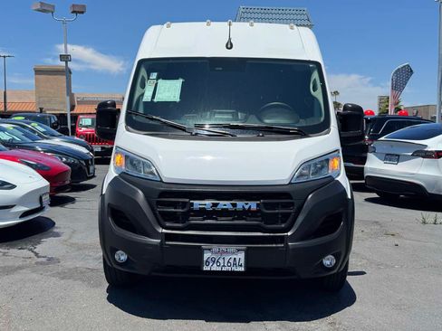 Used 2025 RAM ProMaster 2500 w/ Convenience Group FWD image 5
