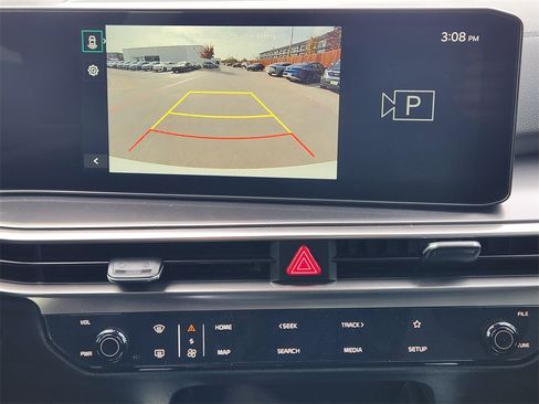 New 2026 Kia Sorento LX image 12