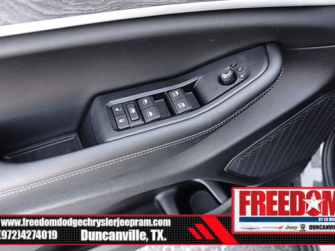 New 2025 Jeep Grand Cherokee L Limited image 40