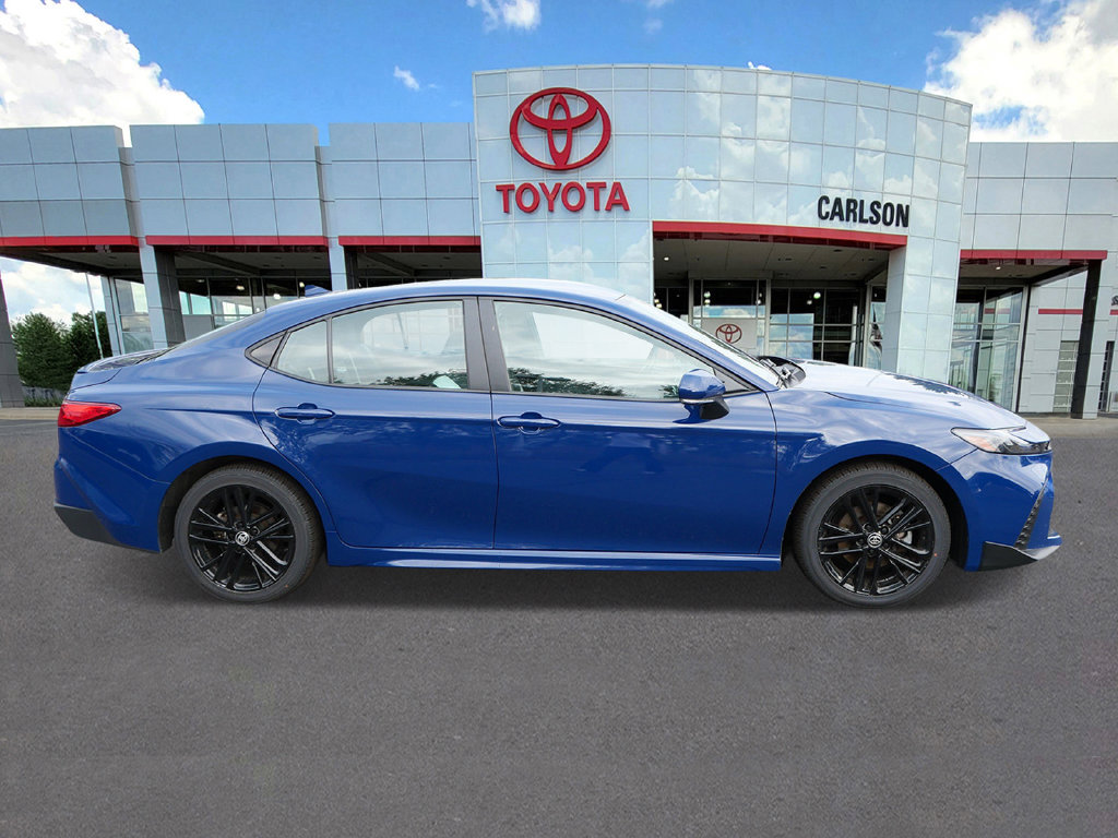 Certified 2025 Toyota Camry SE FWD image 4