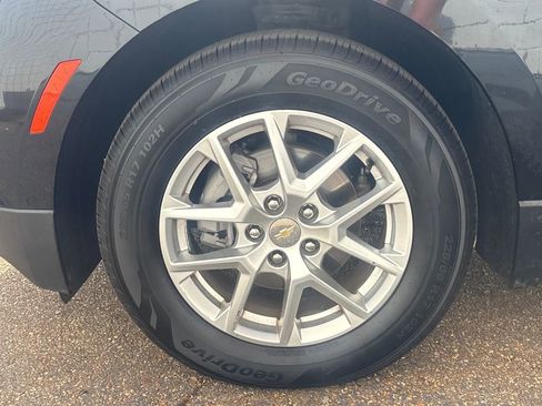 Used 2022 Chevrolet Equinox LT image 25