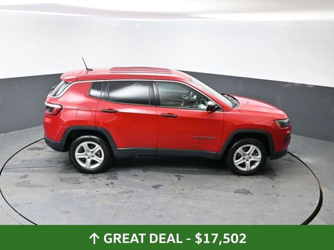 Used 2023 Jeep Compass Sport image 42