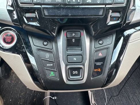 Used 2022 Honda Odyssey Touring image 25
