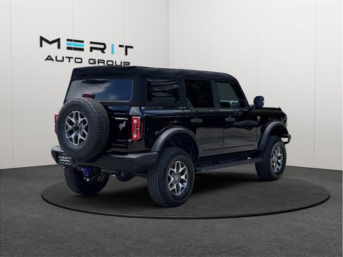 Used 2023 Ford Bronco Badlands AWD/4WD image 9