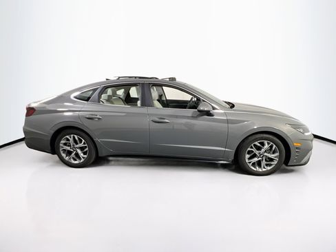 Used 2023 Hyundai Sonata SEL w/ Convenience Package image 4