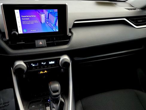 Certified 2024 Toyota RAV4 LE image 29