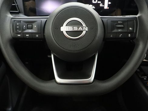 Used 2025 Nissan Kicks S FWD image 22