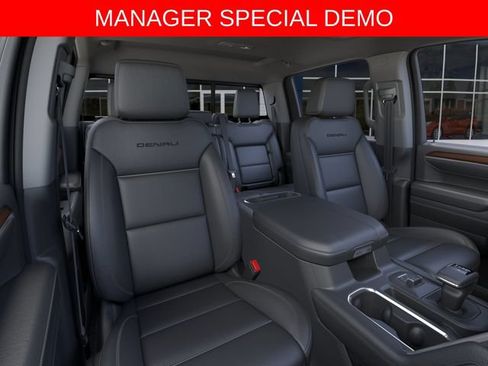 Used 2026 GMC Sierra 1500 Denali w/ Denali Reserve Package AWD/4WD image 16