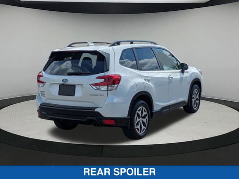 Certified 2023 Subaru Forester Premium AWD/4WD image 4