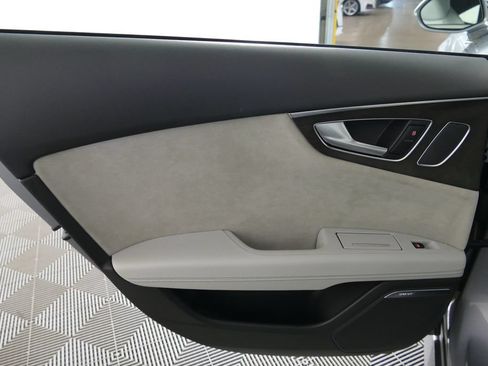 Used 2017 Audi S7 Prestige w/ S7 Sport Package AWD/4WD image 33