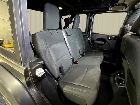 Used 2021 Jeep Wrangler Unlimited Sport image 25