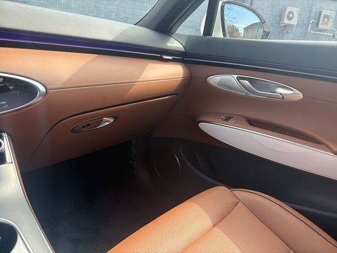 New 2026 Genesis GV70 2.5T Advanced image 24