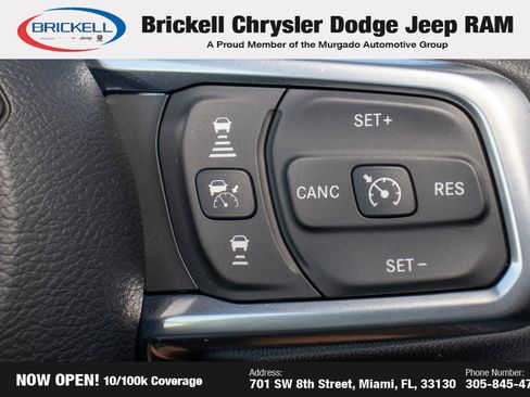 Used 2025 Jeep Wrangler Sahara image 28