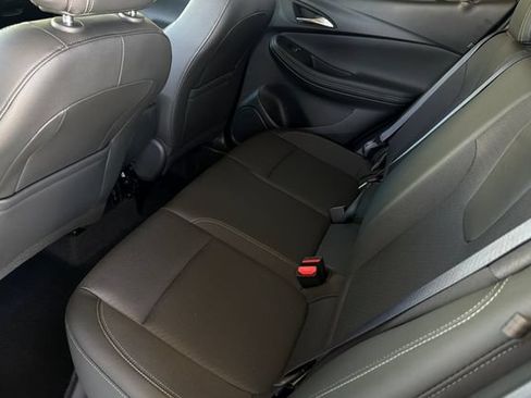 Used 2025 Buick Encore GX Preferred FWD image 13