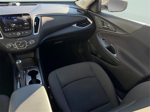 Used 2020 Chevrolet Malibu LS image 10