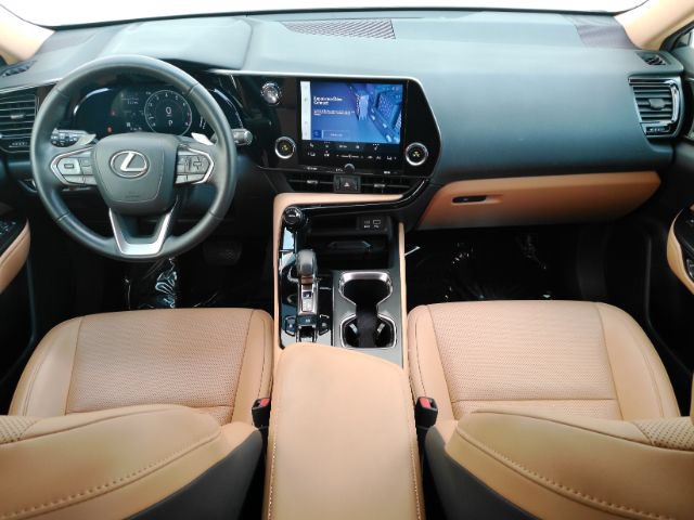 Used 2024 Lexus NX 250 FWD image 2