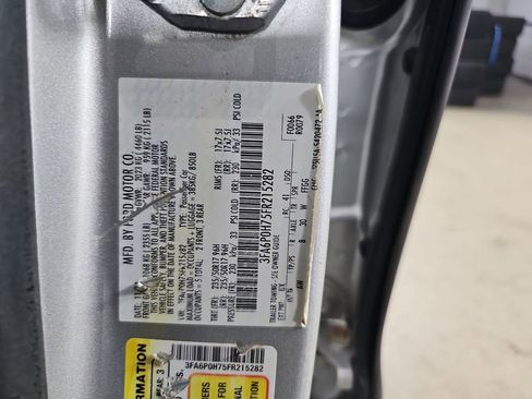 Used 2015 Ford Fusion SE FWD image 40