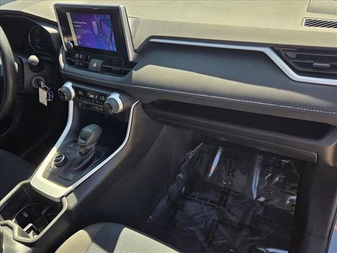 Certified 2023 Toyota RAV4 LE image 20