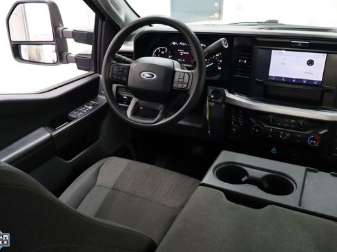 Used 2025 Ford F250 XLT image 28