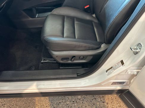 Used 2026 Nissan Rogue SL FWD image 23