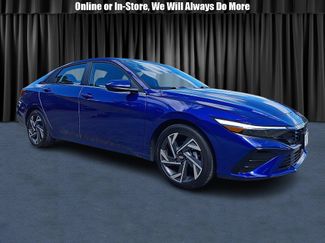 Used 2025 Hyundai Elantra SEL w/ Cargo Package FWD video 1