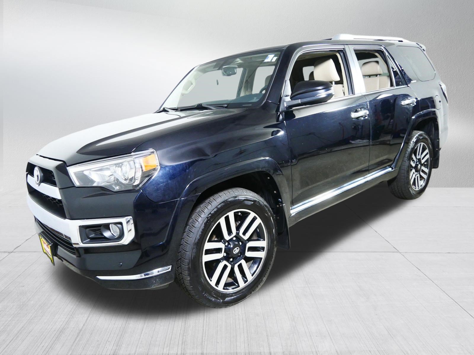 Used 2018 Toyota 4Runner Limited AWD/4WD image 3