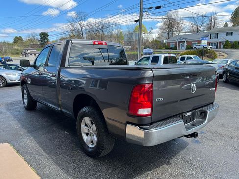 Used 2016 RAM 1500 Classic SLT image 8