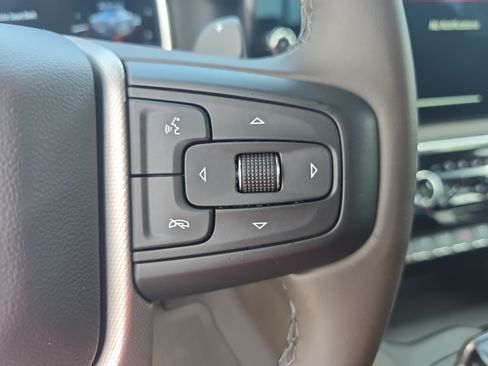 Used 2023 GMC Sierra 1500 Denali AWD/4WD image 19