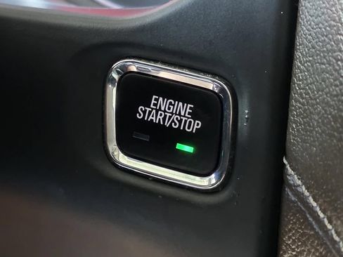 Used 2019 GMC Acadia SLT FWD image 22