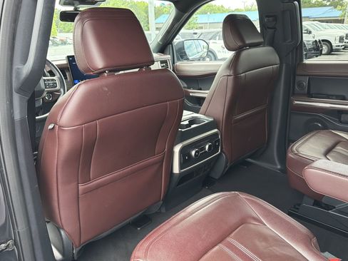 Used 2024 Ford Expedition Max Limited AWD/4WD image 15