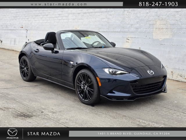 New 2026 MAZDA MX-5 Miata Club w/ Interior Package RWD image 1