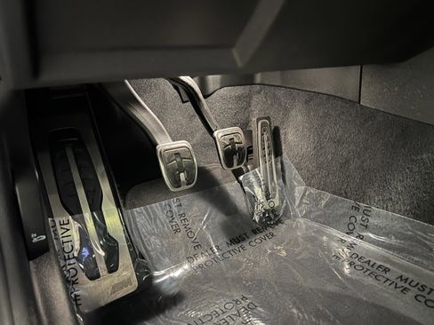 Used 2024 BMW M2 image 26