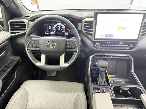 Used 2025 Toyota Tundra Limited w/ Power Package AWD/4WD image 31