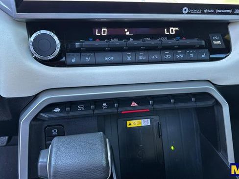 Used 2023 Toyota Tundra Capstone image 27