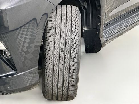 Used 2020 Lexus GX 460 Premium w/ Premium Package image 25