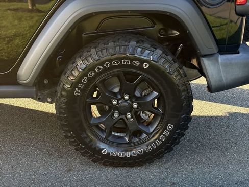 Used 2020 Jeep Wrangler Unlimited Sport AWD/4WD image 11