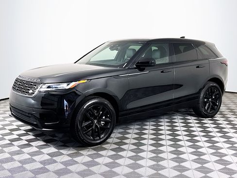 Used 2025 Land Rover Range Rover Velar S AWD/4WD image 4