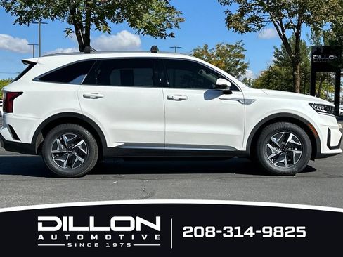 Used 2022 Kia Sorento EX FWD image 3