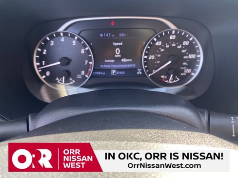 Used 2024 Nissan Frontier SV image 29