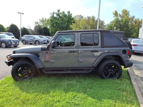 Used 2021 Jeep Wrangler Unlimited Sport AWD/4WD image 24